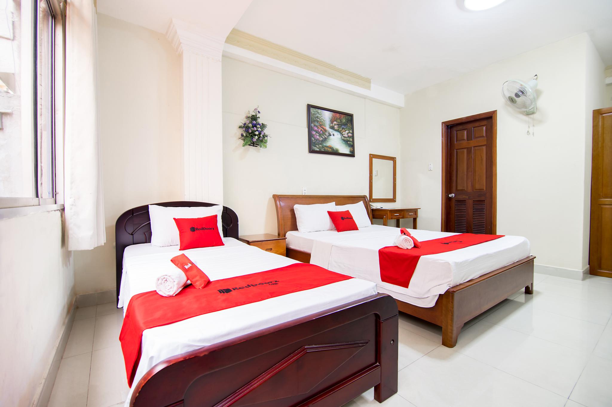 Reddoorz Plus @ Pham Ngu Lao 2 Ho Si Minh-város Kültér fotó